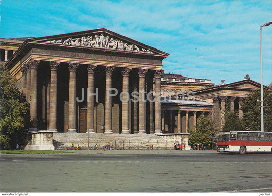 Budapest - Museum of Fine Arts - bus Ikarus - Hungary - used - JH Postcards
