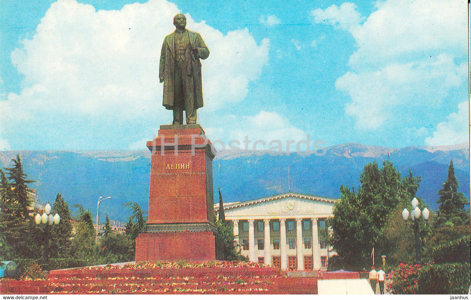 Yalta - Crimea - monument to Lenin - 1977 - Ukraine USSR - unused - JH Postcards