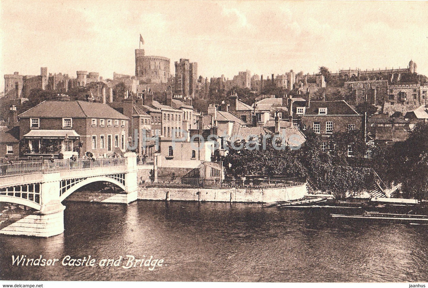 Windsor Castle and Bridge - 35370 - old postcard - England - United Kingdom - unused - JH Postcards