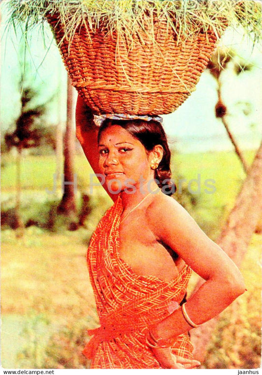 South Indian Village Girl - Rural India - 2 - 1980 - India - used - JH Postcards