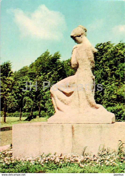 Leningrad - Seraphimovskoye Memorial Cemetery - Monument to the Heroic Defenders - 1966 - Russia USSR - unused - JH Postcards
