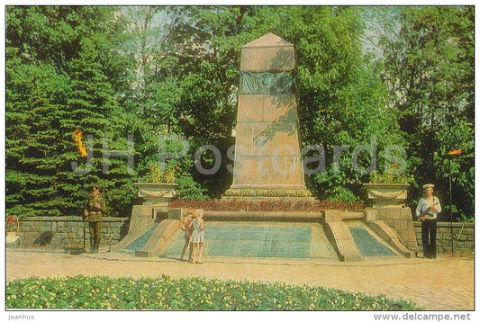 Monument to Soviet soldiers - Liberators of Palanga - Palanga - 1981 - Lithuania USSR - unused - JH Postcards