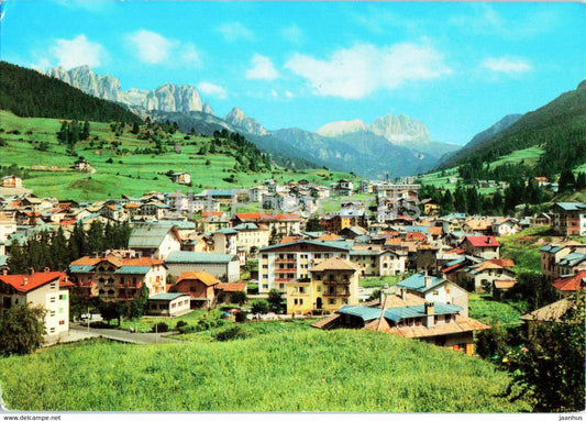 Moena - Panorama con i Dirupi di Larsec e Sassolungo - 1968 - Italy - used - JH Postcards