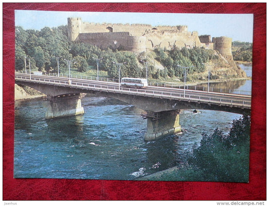 Sõpruse (Friendship) bridge on Narva river - castle - Narva - 1982 - Estonia - USSR - unused - JH Postcards