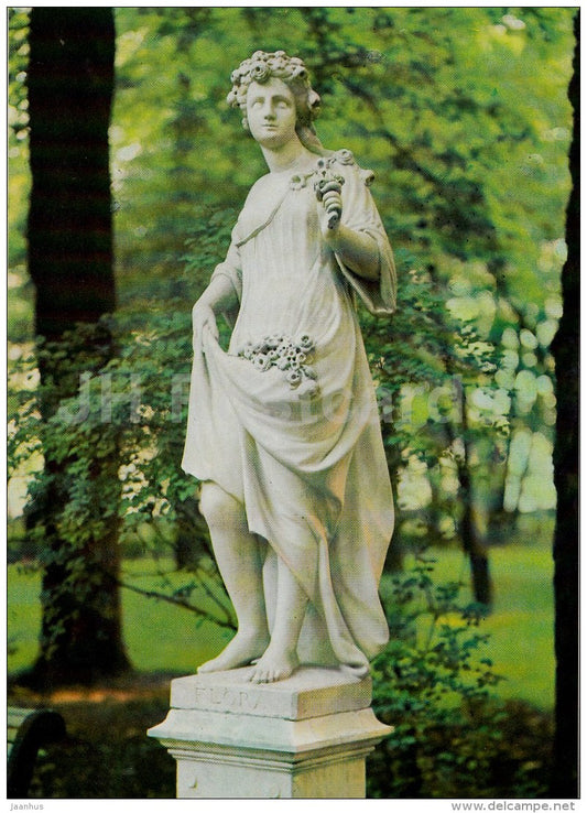 Flora - sculpture - Summer Gardens - Leningrad - St. Petersburg - 1985 - Russia USSR - unused - JH Postcards