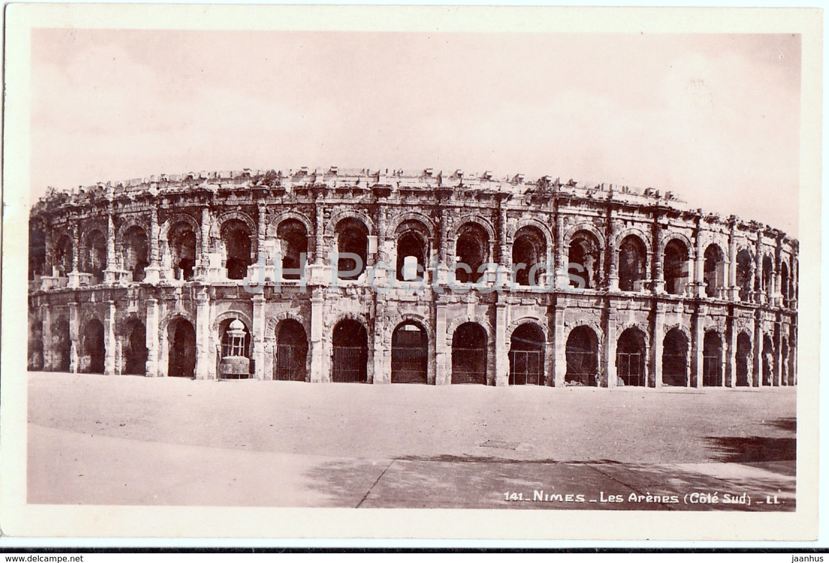 Nimes - Les Arenes - Cote Sud - 141 - 1934 - old postcard - France - used - JH Postcards
