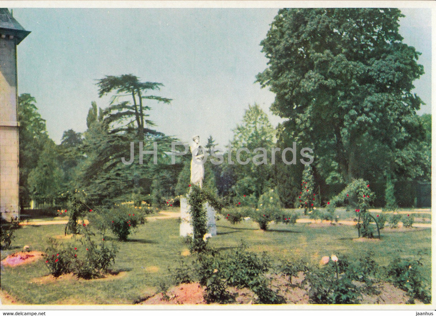 Musee National de Malmaison - Roseraie et Cedre de l'Imperatrice Josephine - rose garden - France - unused - JH Postcards