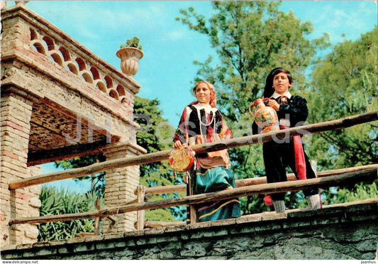 children in Italian folk costumes - 620/9 - 1985 - Italy - used - JH Postcards