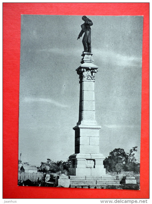 monument to historian Daukantas , view - sculptor Vincas Grybas - 1965 - USSR Lithuania - unused - JH Postcards