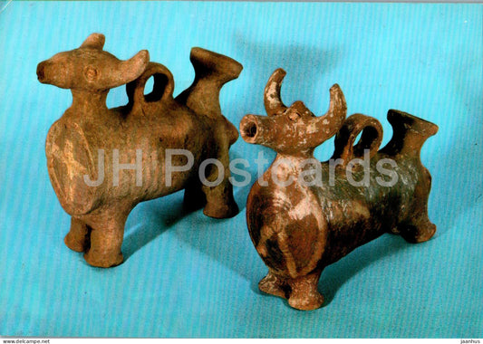Ceramics Museum - Tel-Aviv - Zoomorphic libation vessels - ancient art - ancient world - 1989 - Israel - used - JH Postcards