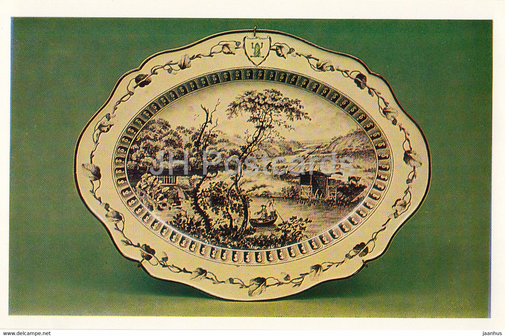 The Hermitage, Leningrad , English Applied Art - Oval Dish. Wedgwood. 1773-74 - Russia - USSR - 1983 - used - JH Postcards