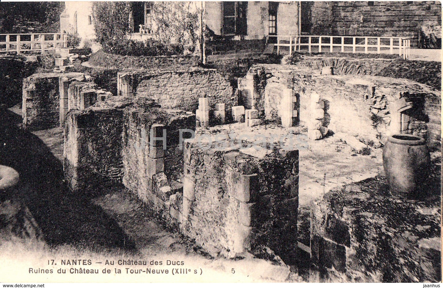 Nantes - Au Chateau des Ducs - Ruines du Chateau de la Tour Neuve - castle ruins - 17 - old postcard - France - unused - JH Postcards