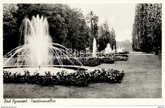 Bad Pyrmont - Fontanenallee - old postcard - Germany - unused - JH Postcards