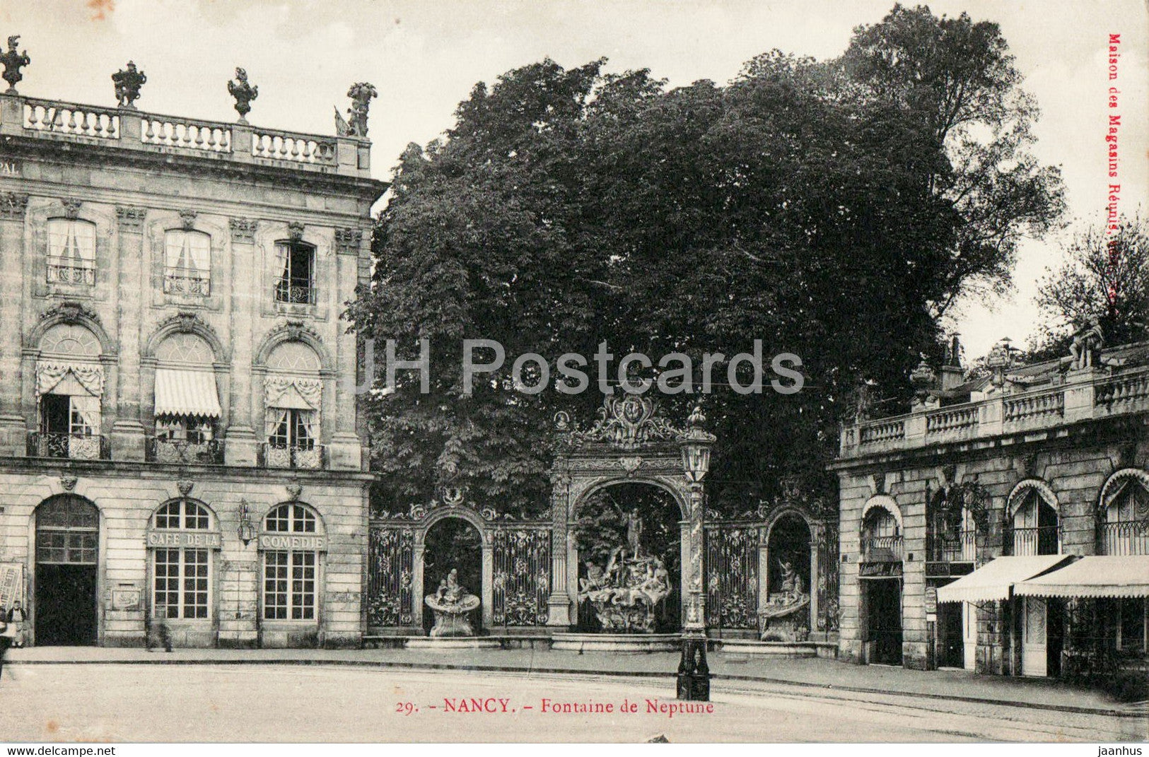 Nancy - Fontaine de Neptune - 29 - old postcard - France - unused - JH Postcards