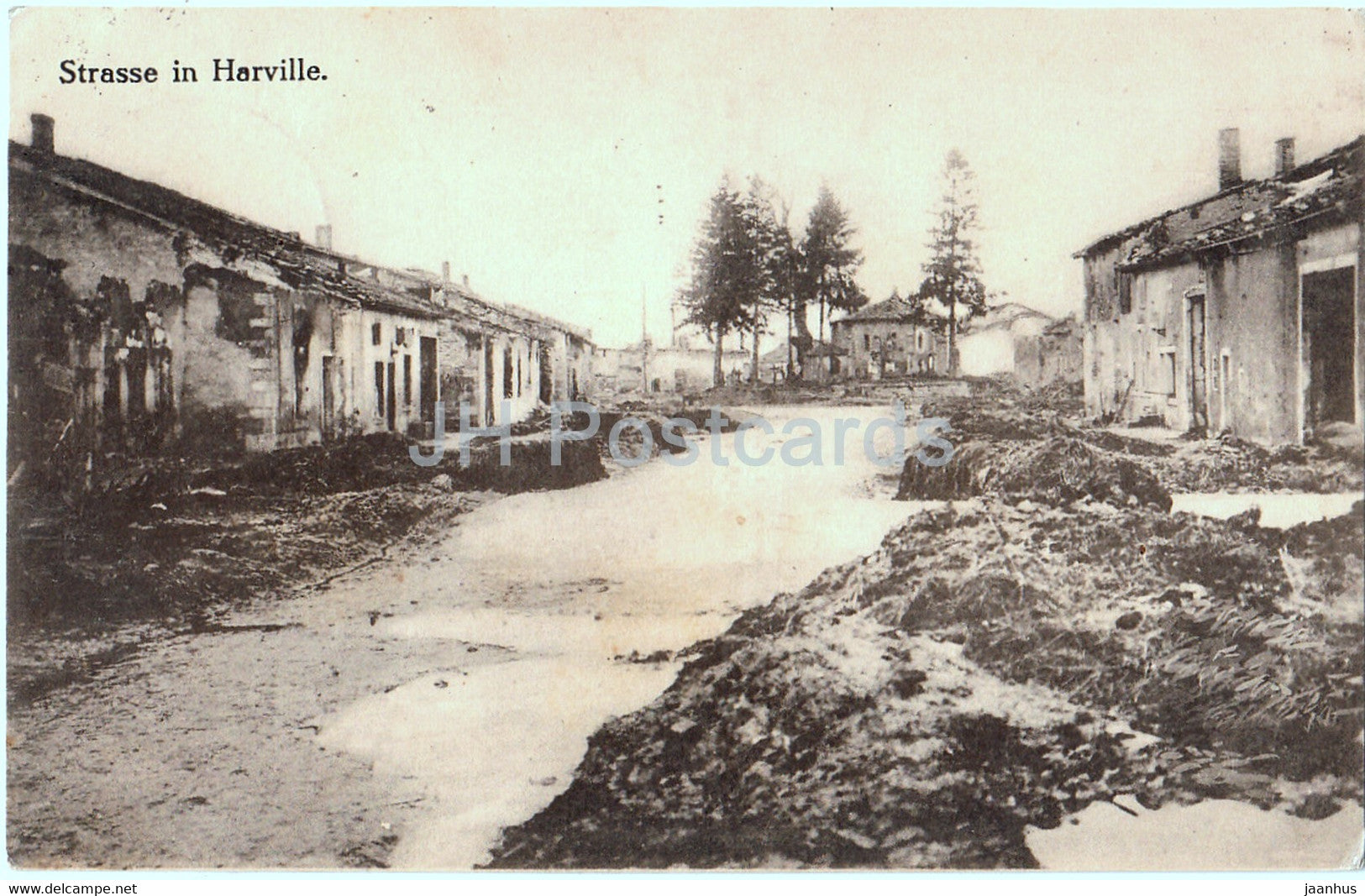 Strasse in Harville - 89 - Feldpost - Military - old postcard - 1915 - France - used - JH Postcards