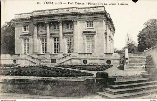 Versailles - Petit Trianon - Facade vers Le Grand Trianon - 120 - old postcard - France - unused - JH Postcards
