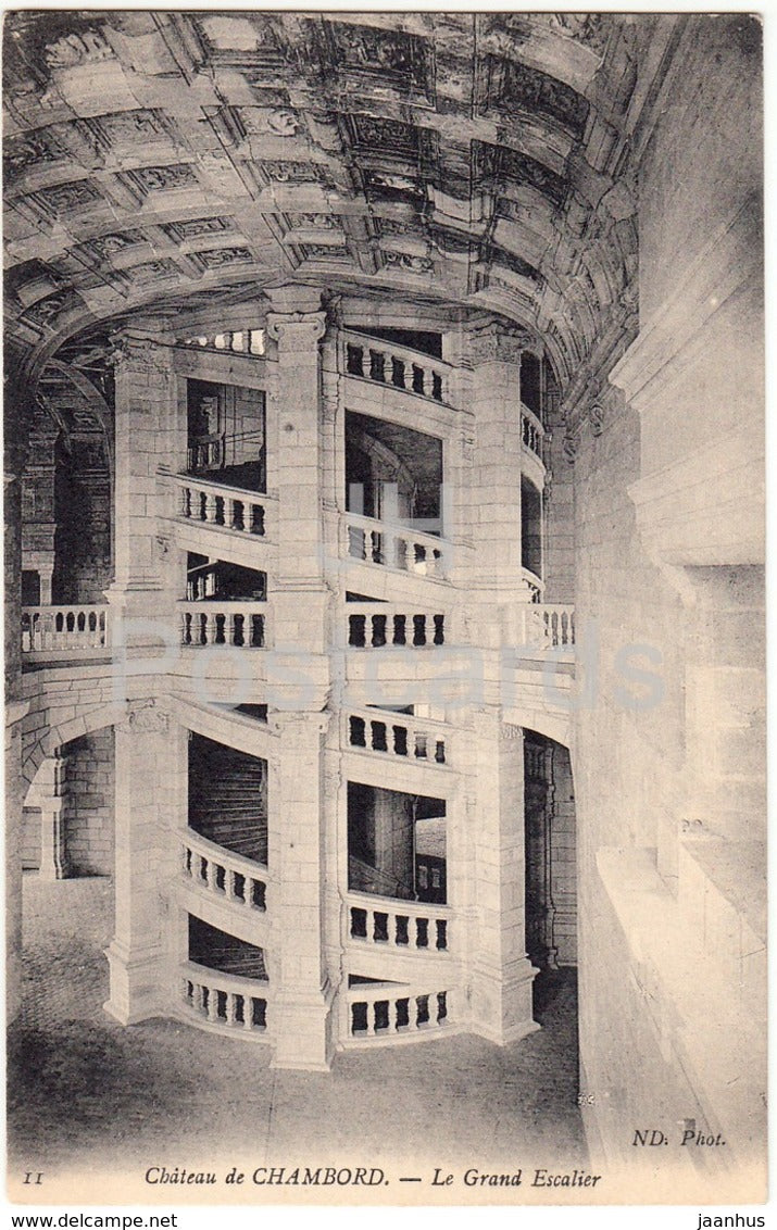Chateau de Chambord - Le Grand Escalier - castle - 11 - old postcard - France - unused - JH Postcards