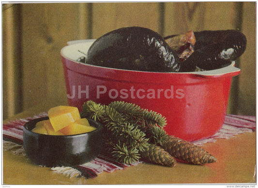 New Year Greeting Card - pumpkin salad - blood pudding - cones - 1970 - Estonia USSR - used - JH Postcards
