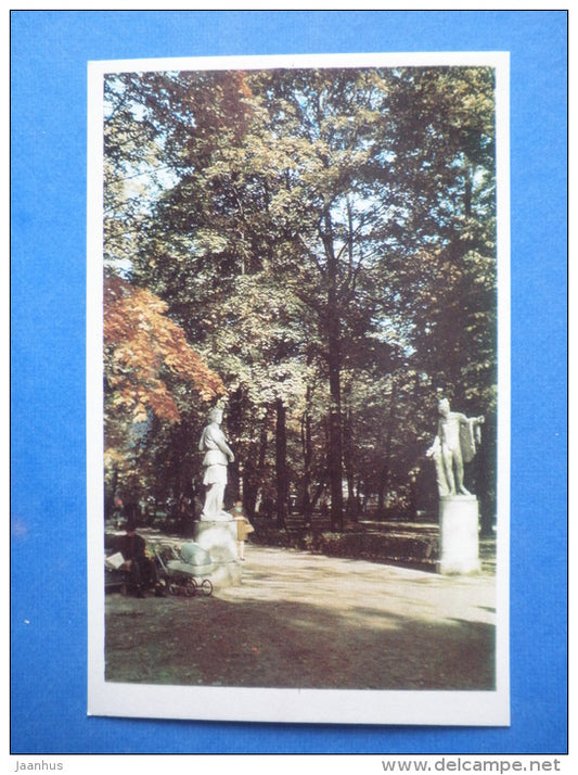 Main Avenue - sculptures - The Summer Gardens - Leningrad - St. Petersburg - 1971 - Russia USSR - unused - JH Postcards