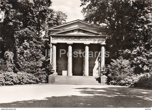Mausoleum der Konigin Luise - Germany - unused - JH Postcards