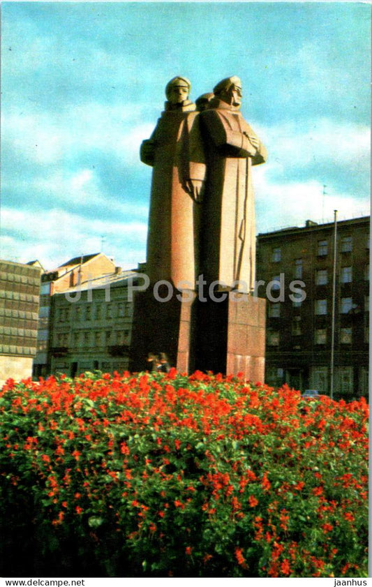 Riga - monument to Latvian Red Riflemen - 1 - 1977 - Latvia USSR - unused - JH Postcards