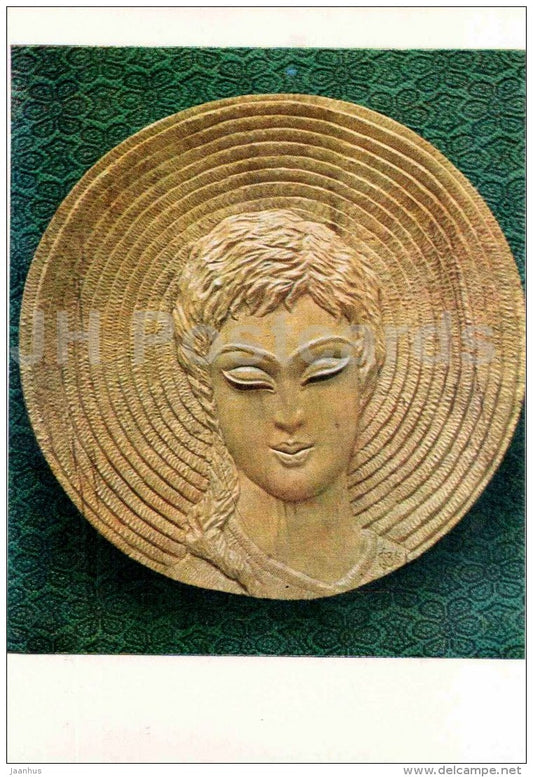 Tea Grower - woman - Boxwood Carving by Arsen Pochkhua - 1972 - Georgia USSR - unused - JH Postcards