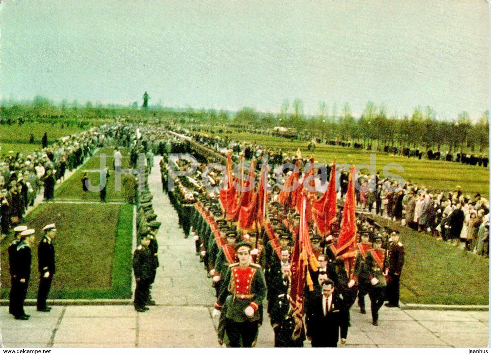 Leningrad - Piskaryovskoye Memorial Cemetery - Monument to the Heroic Defenders - 4 - 1966 - Russia USSR - unused - JH Postcards