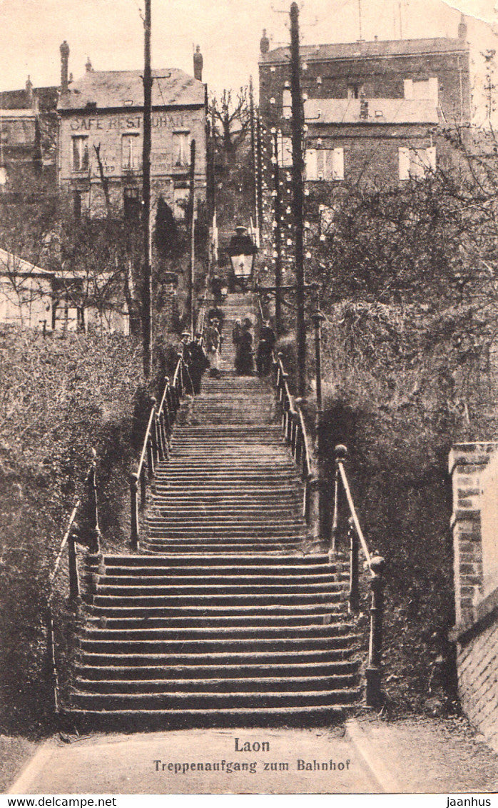 Laon - Treppenaufgang zum Bahnhof - old postcard - 22611 - 1915 - France - used - JH Postcards