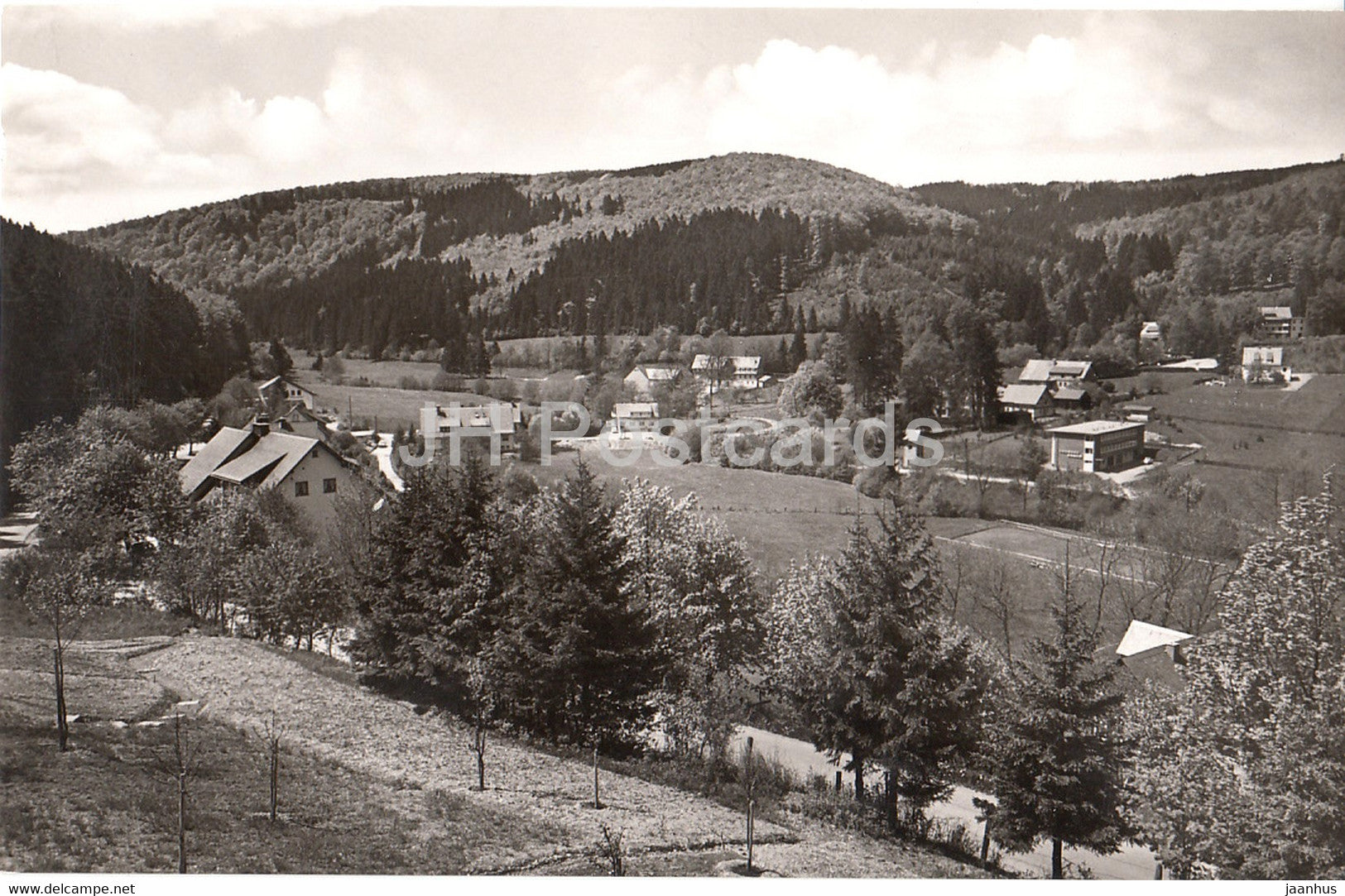 Heilklimatischer Kneippkurort und Wintersportplatz Willingen - Waldeck - Blick zum Stryck - Germany - unused - JH Postcards