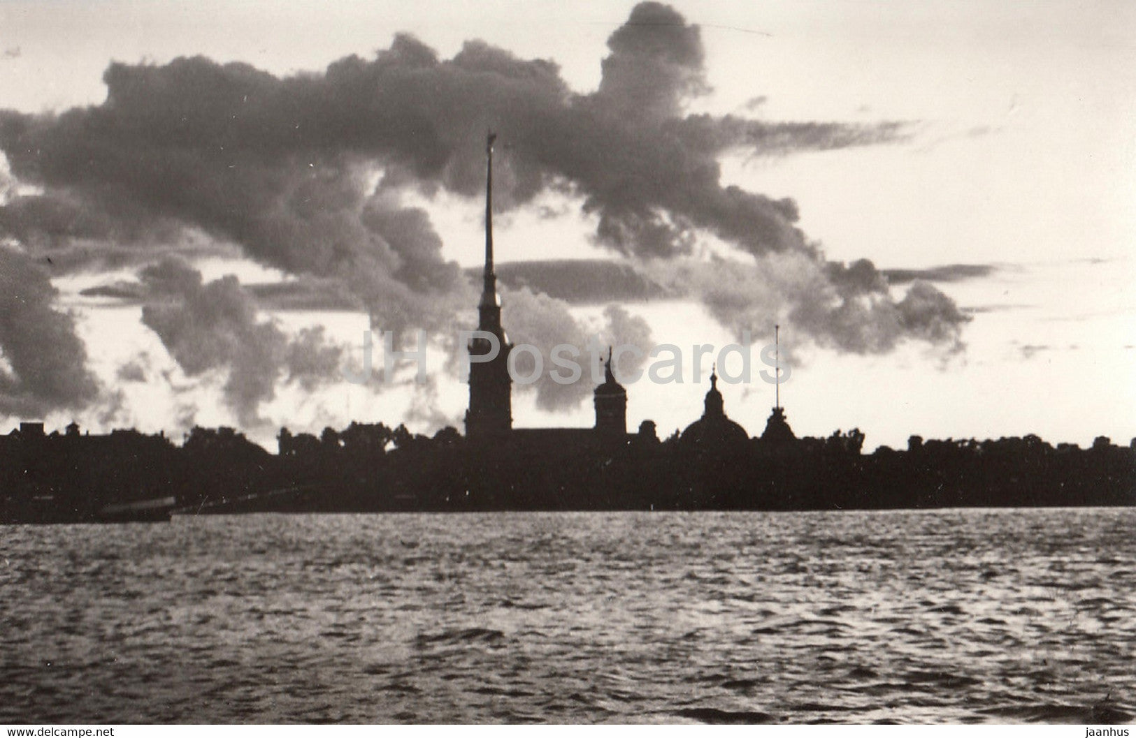 Leningrad - St Petersburg - Peter and Paul Fortress - view from the Neva river - 1985 - Russia USSR - unused - JH Postcards