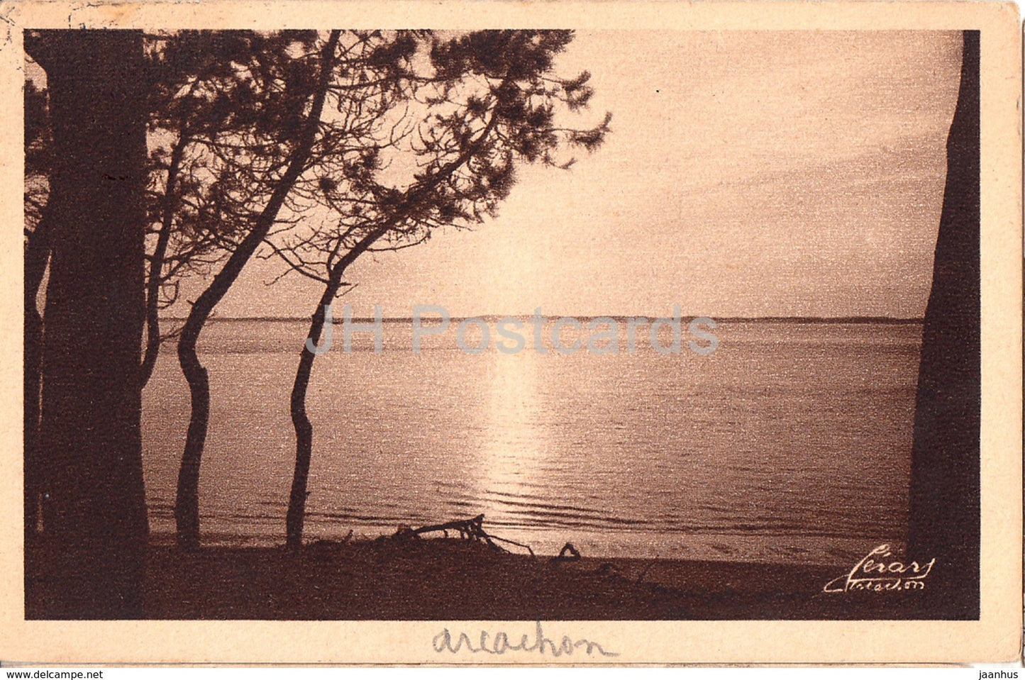 Arcachon - Coucher de Soleil - old postcard - France - used - JH Postcards