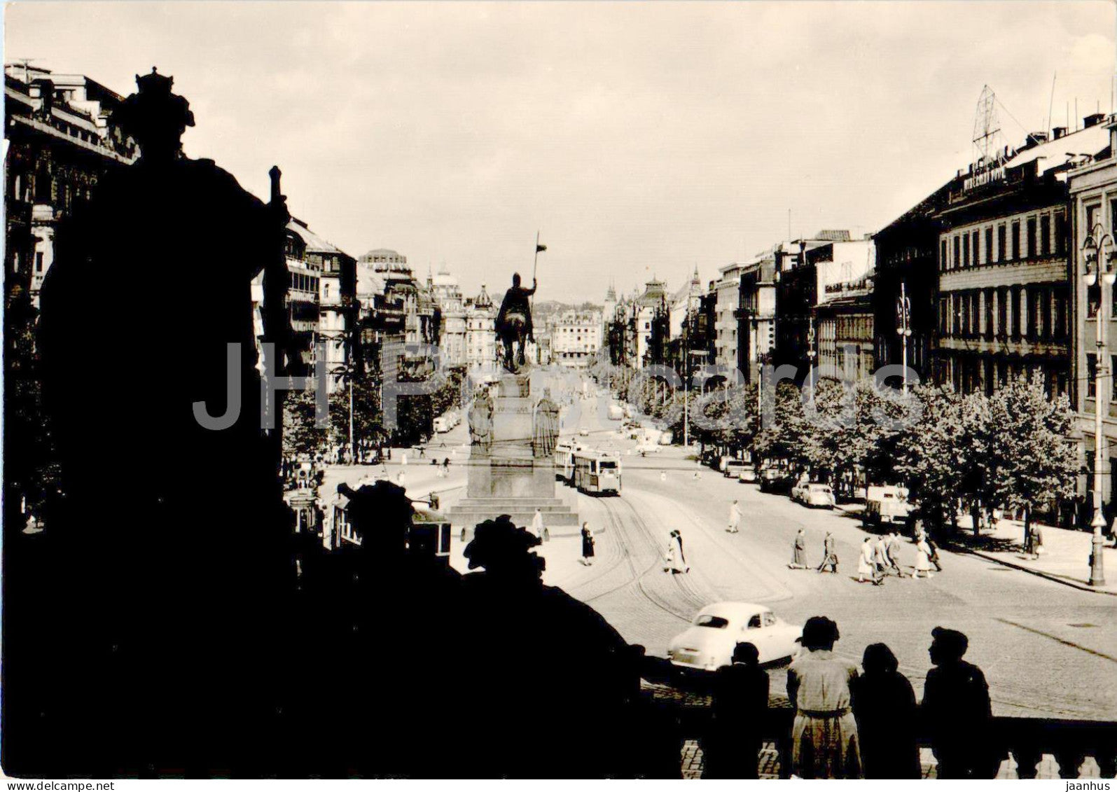 Praha - Prague - Vaclavske Namesti - Wenceslas Square - tram - 065947 - Czech Republic - Czechoslovakia - unused - JH Postcards