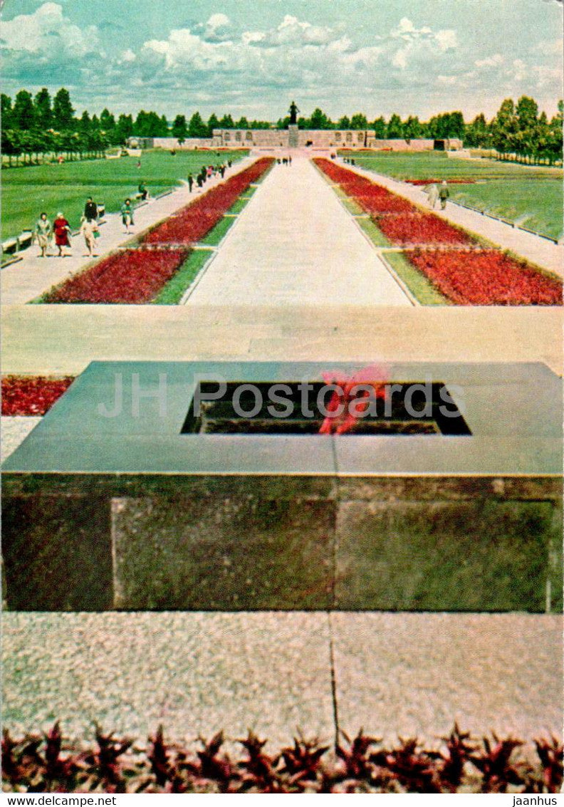 Leningrad - Piskaryovskoye Memorial Cemetery - Monument to the Heroic Defenders - 6 - 1966 - Russia USSR - unused - JH Postcards