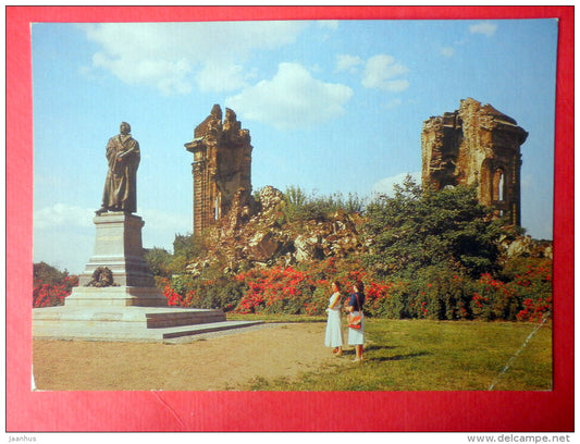 Ruins of the Frauenkirche with Luther Monument - Dresden - 1989 - Germany DDR - unused - JH Postcards