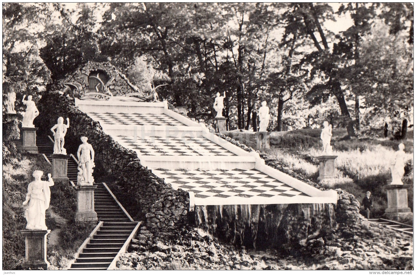 cascade Chess Hill - fountains - Petrodvorets - 1967 - Russia USSR - unused - JH Postcards