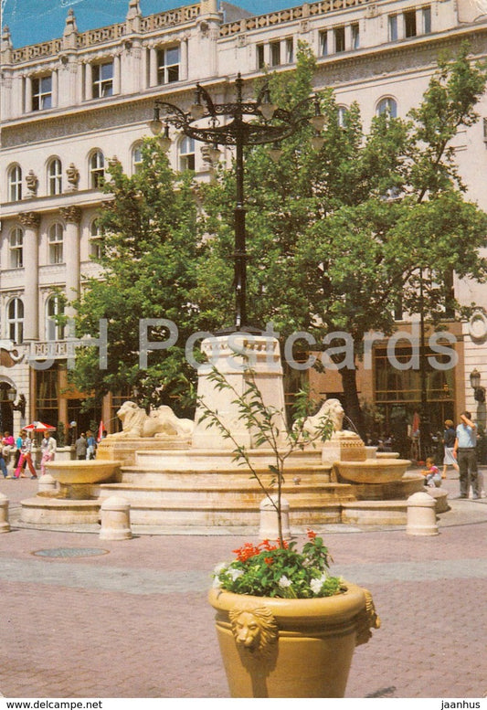 Budapest - Vorosmarty Square - 1988 - Hungary - used - JH Postcards