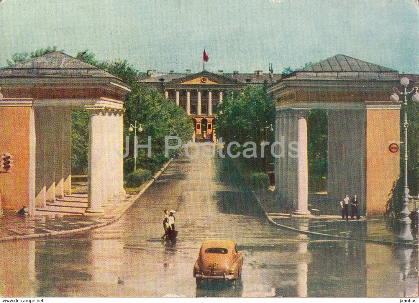 Leningrad - St Petersburg - Smolny - car Pobeda - 1962 - Russia USSR - unused - JH Postcards