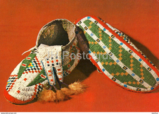 Geistertanz Mokassins - Ghost dance moccasins - indian - Indianer Museum Radebeul - DDR Germany - unused - JH Postcards