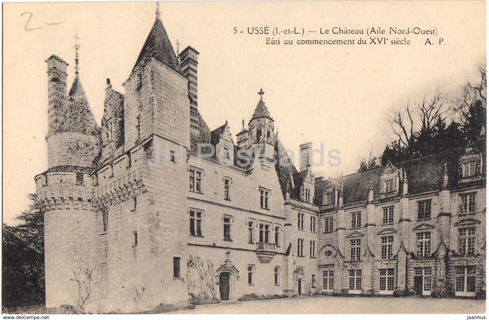 Usse - Le Chateau - Aile Nord Ouest - castle - 5 - old postcard - France - unused - JH Postcards