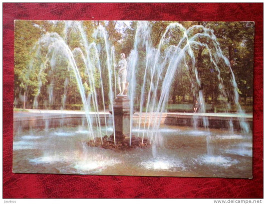 Petrodvorets - The Eve Fountain - fountain - 1972 - Russia - USSR - unused - JH Postcards