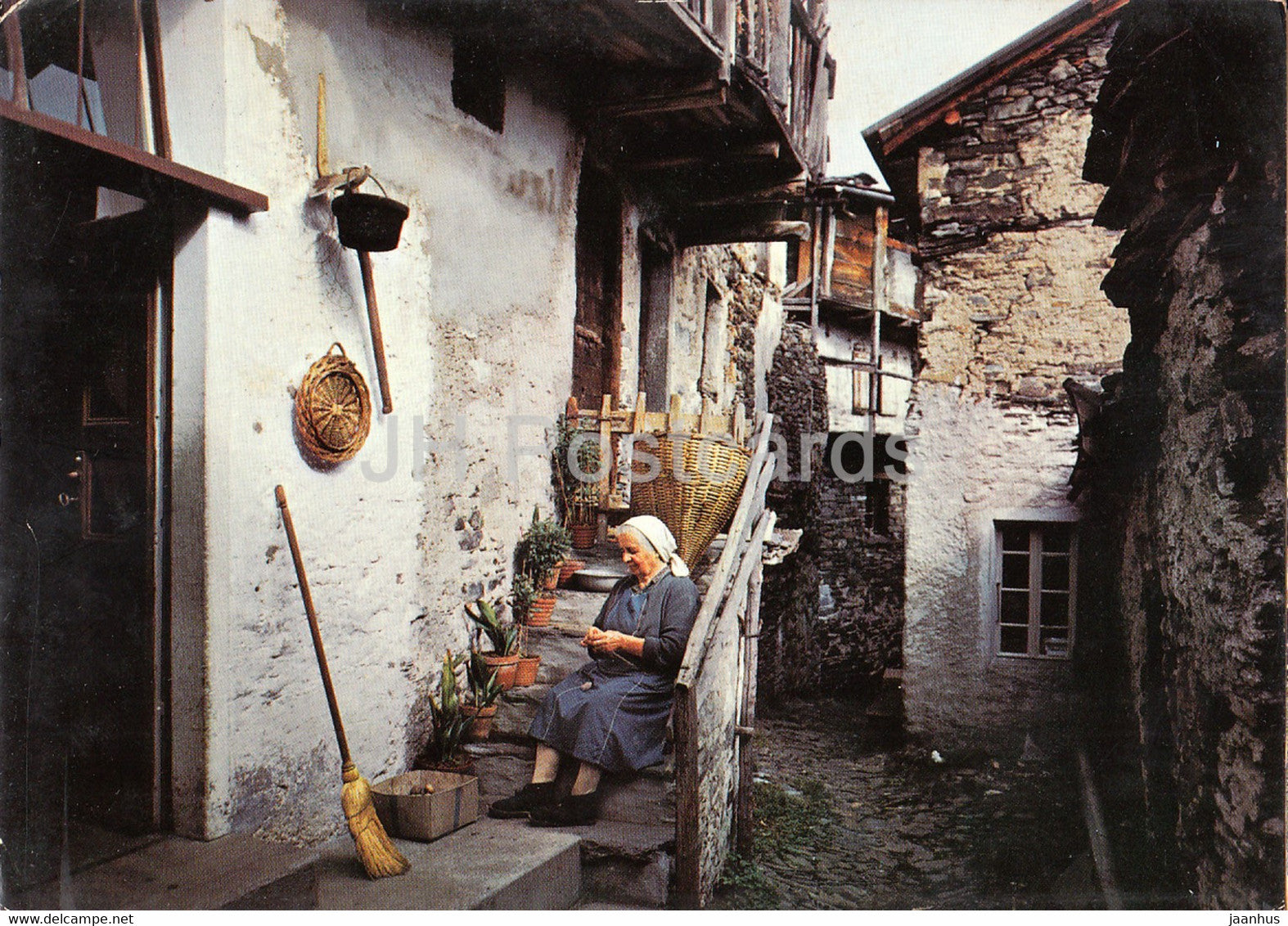 Il Ticino Pittoresco - old woman - 7789 - 1974 - Switzerland - used - JH Postcards