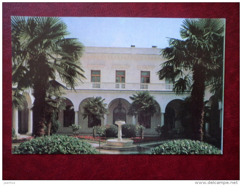 Grand Livadia Palace - Italian courtyard - Livadiya - Crimea - 1976 - Ukraine USSR - unused - JH Postcards