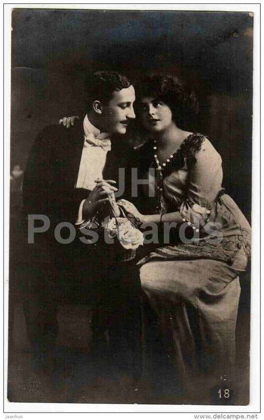 man and woman - couple - 18 - France - circulated in Estonia Mõisaküla 1921 - JH Postcards