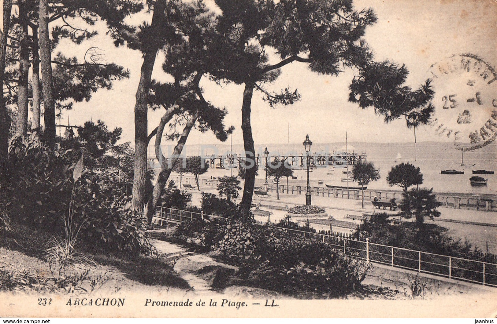 Arcachon - Promenade de la Plage - 232 - old postcard - 1932 - France - used - JH Postcards
