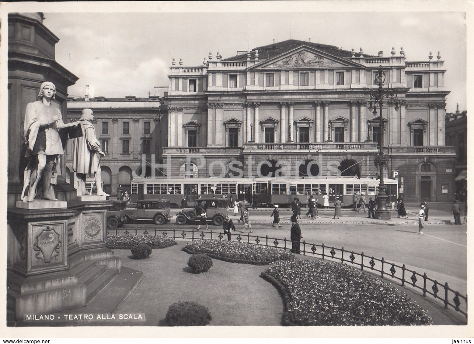 Milano - Milan - Teatro alla Scala - tram - car - theatre - old postcard - 1947 - Italy - used - JH Postcards
