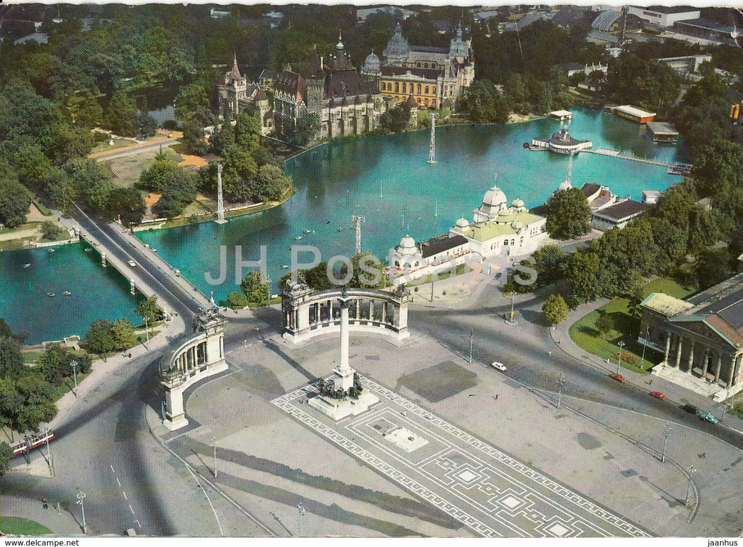 Budapest - Town Park - Heroes Square - 1983 - Hungary - used - JH Postcards
