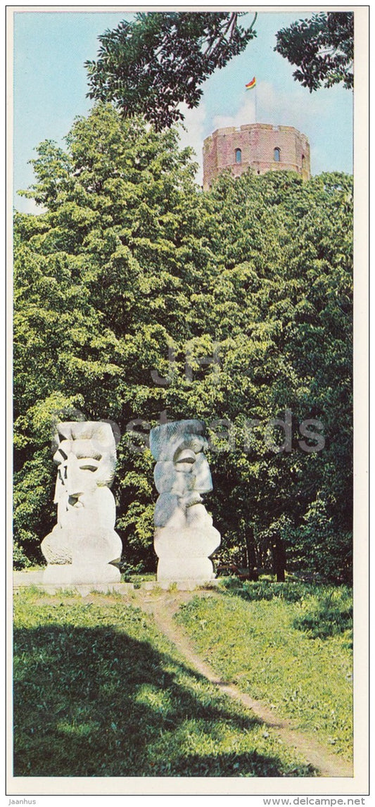 Lithuanian Ballad statue at the base of Gediminas Hill - Vilnius - Lithuania USSR - 1979 - unused - JH Postcards