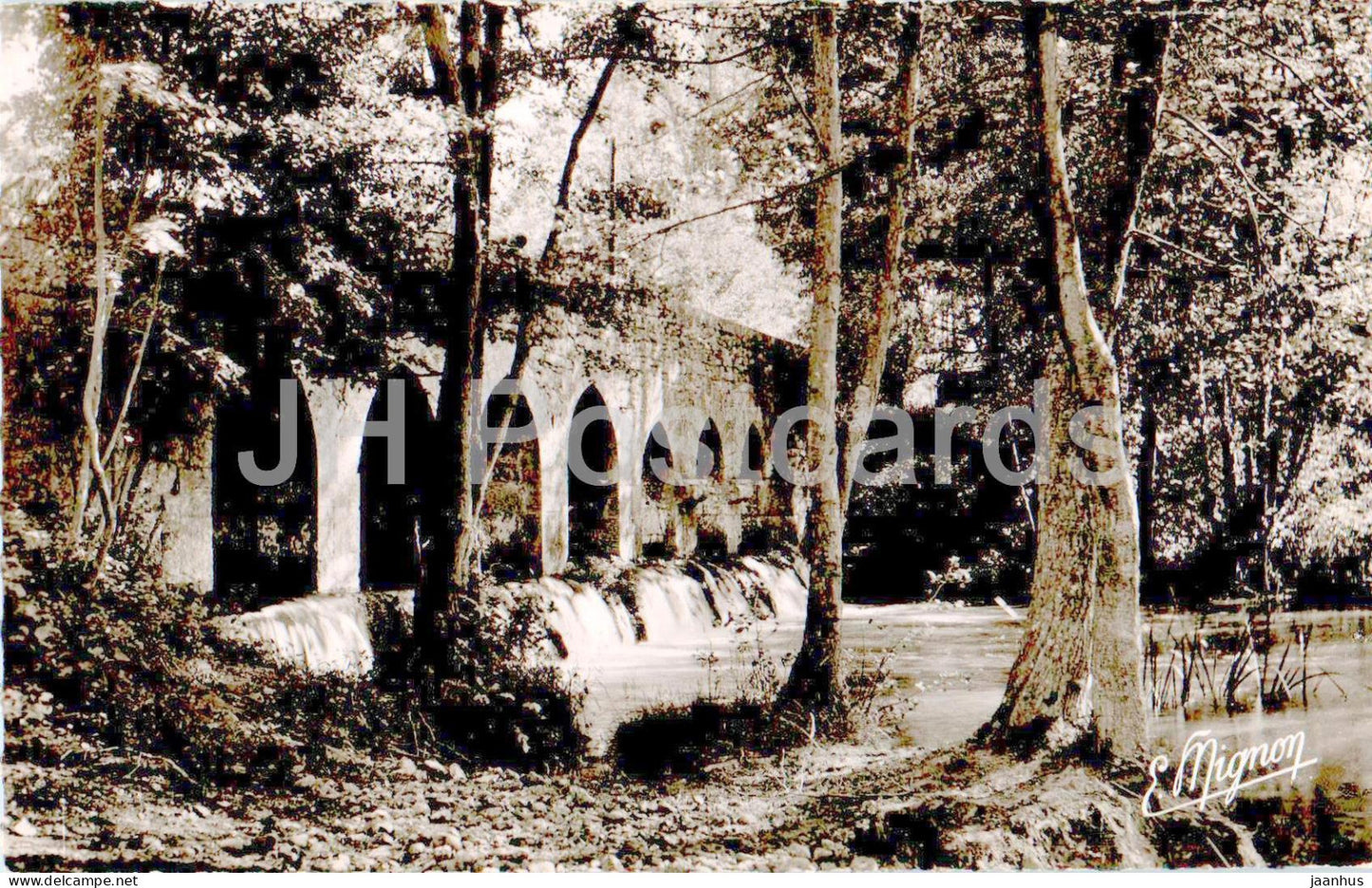 Ferrieres en Gatinais - Le Gril de Corblin - pont - bridge - 5226 - old postcard - France - unused - JH Postcards