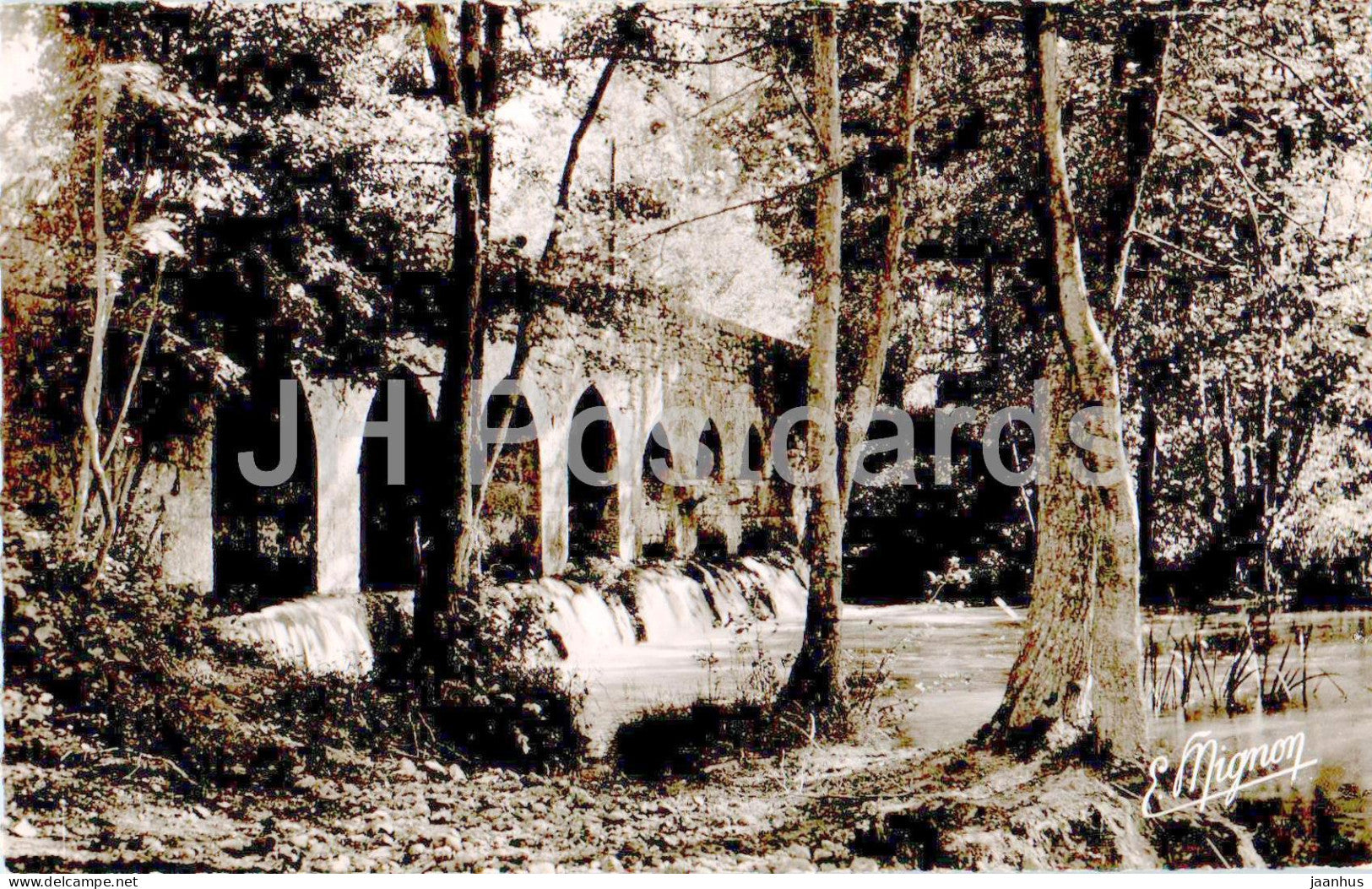 Ferrieres en Gatinais - Le Gril de Corblin - pont - bridge - 5226 - old postcard - France - unused - JH Postcards