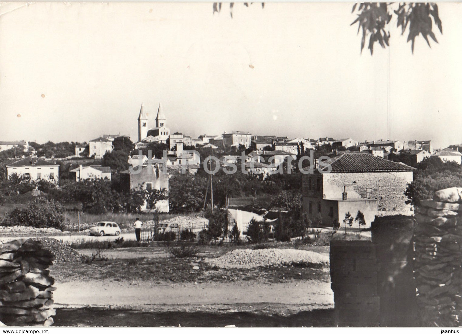 Medulin - town view - Yugoslavia - Croatia - used - JH Postcards